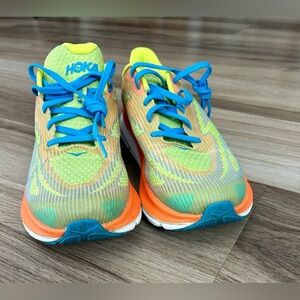 Hoka Clifton 9 Vibrant Yellow and Orange Athletic Shoes youth size 6.5